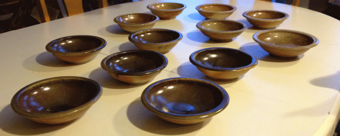 bowls-on-table